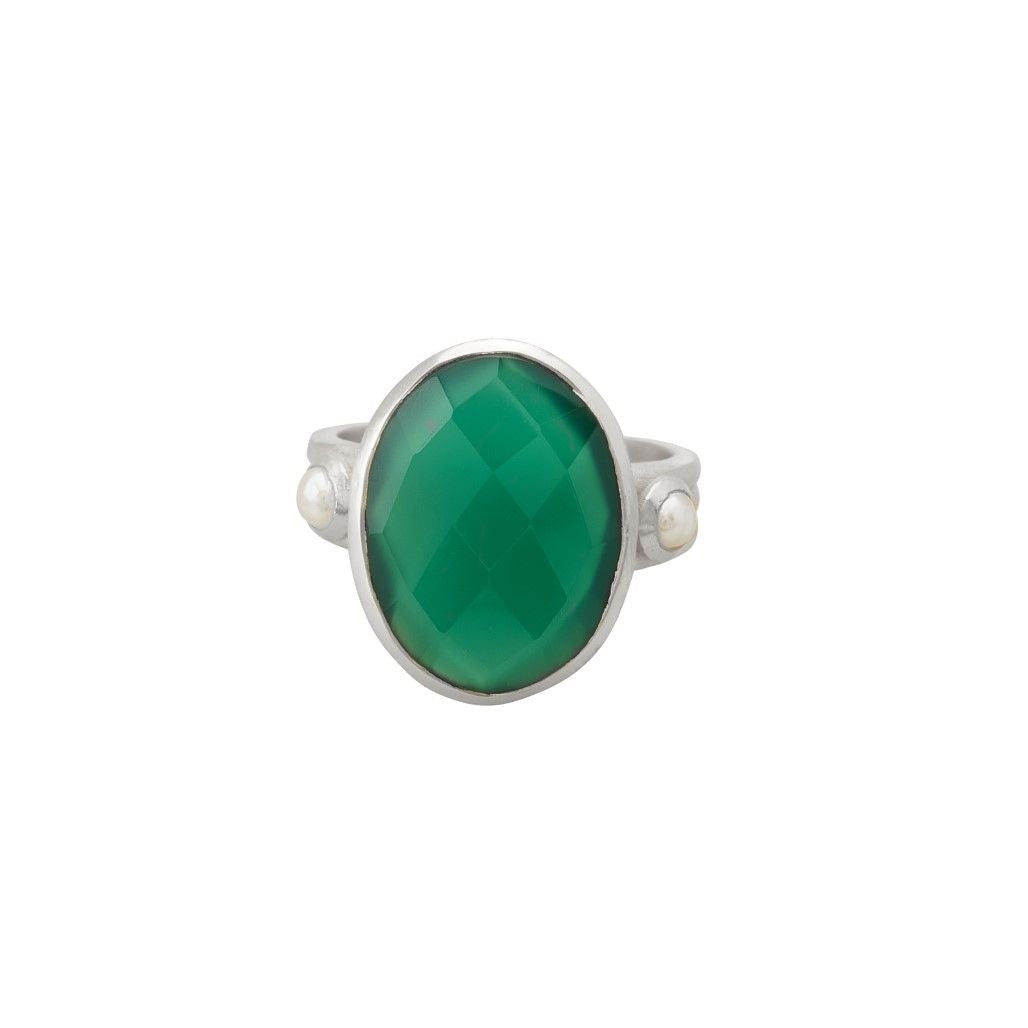WANDERING SOUL GREEN ONYX & PEARL RING