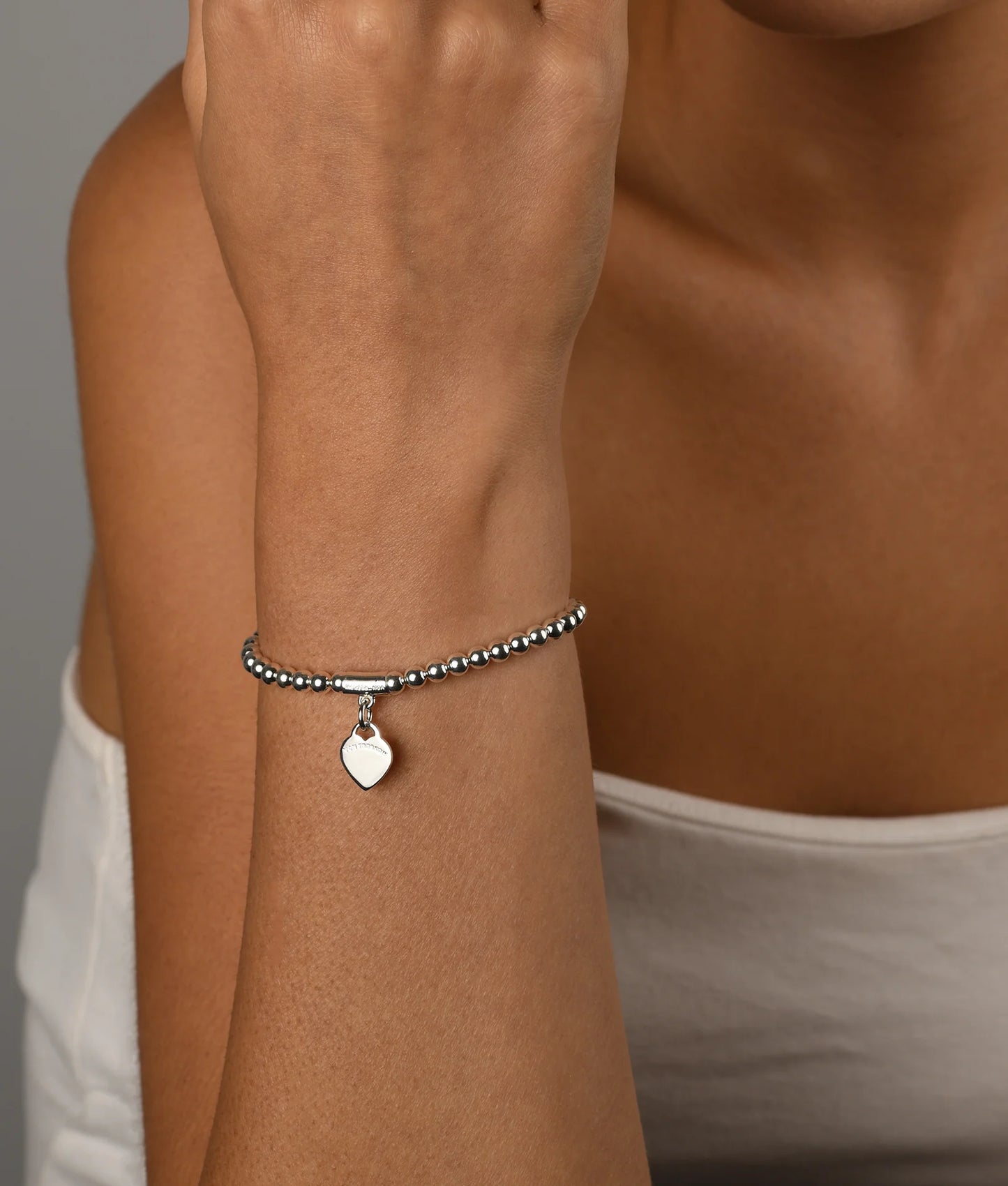 VT STRETCH BRACELET WITH FLAT HEART