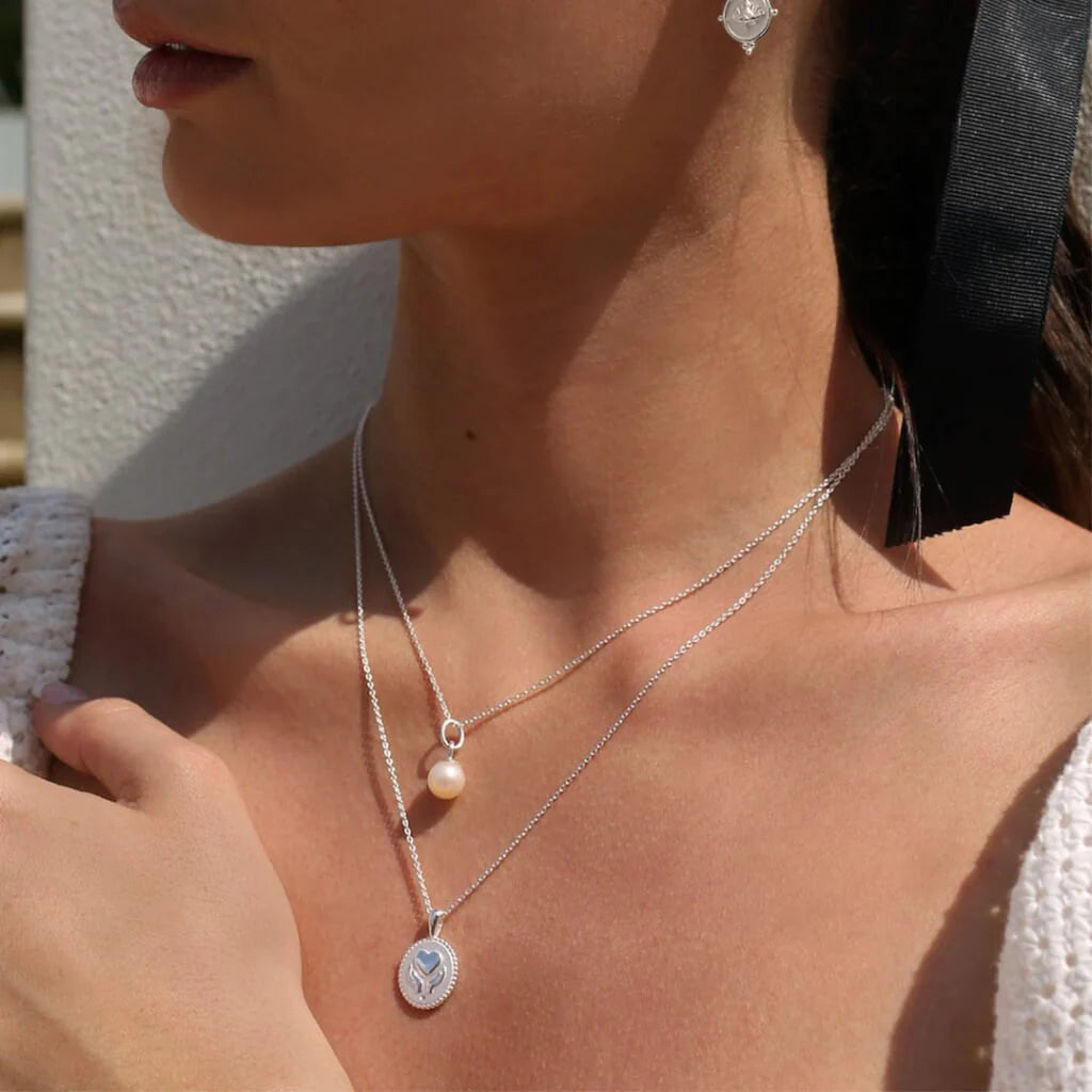HEALING HANDS NECKLACE