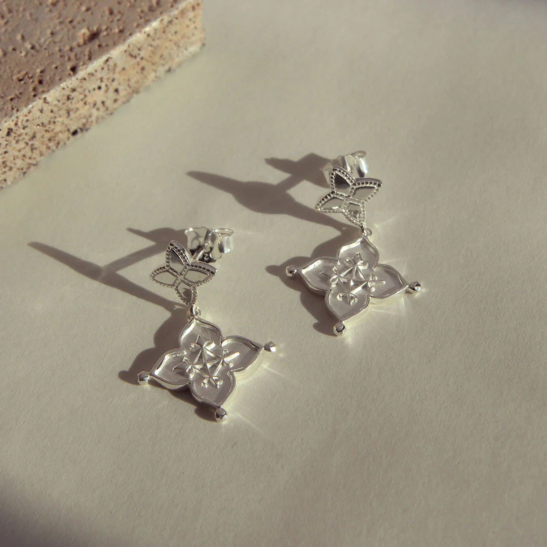 LOVE EARRINGS