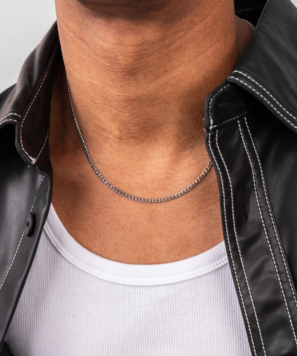 PIG & HEN CURB CHAIN