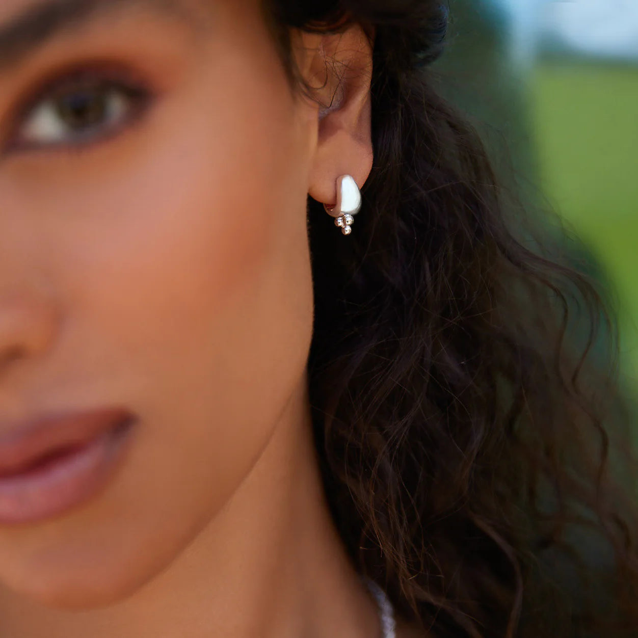 GENIE HUGGIE EARRINGS