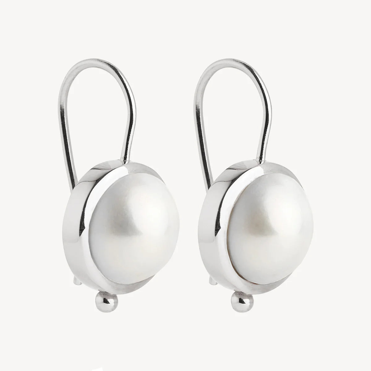 GARLAND PEARL EARRING