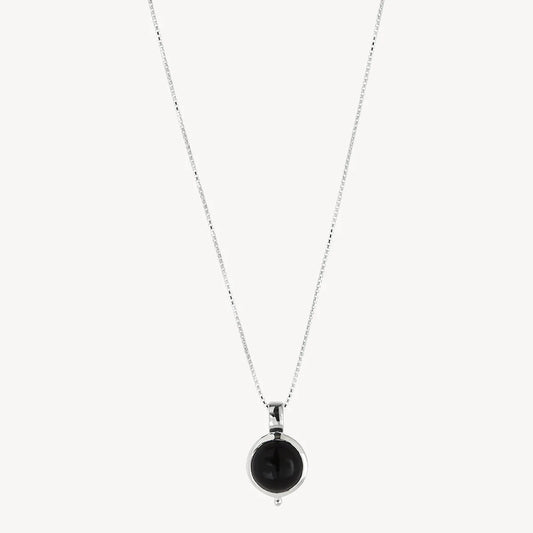 GARLAND BLACK ONYX NECKLACE