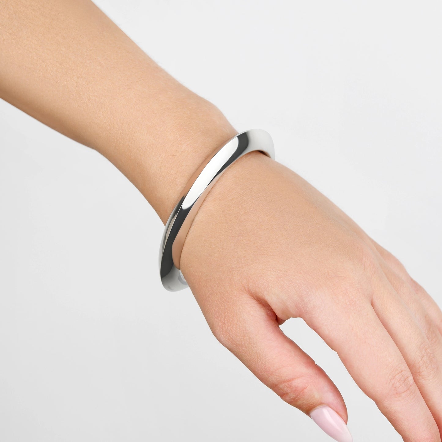 VT TRIANGLE BANGLE
