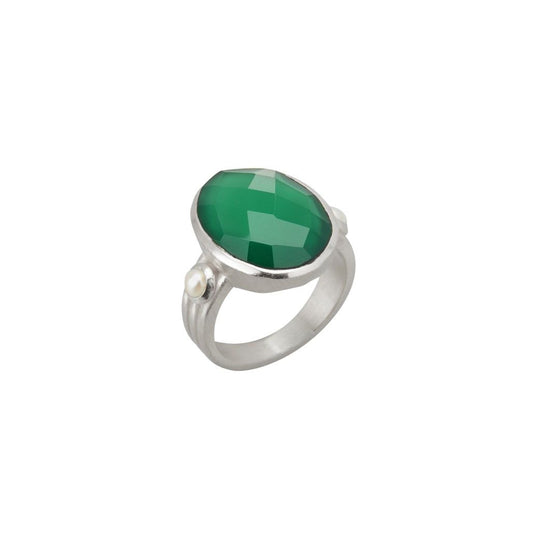 WANDERING SOUL GREEN ONYX & PEARL RING